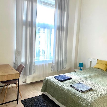 B32 Gellert Apartment Budapest Bagian luar foto