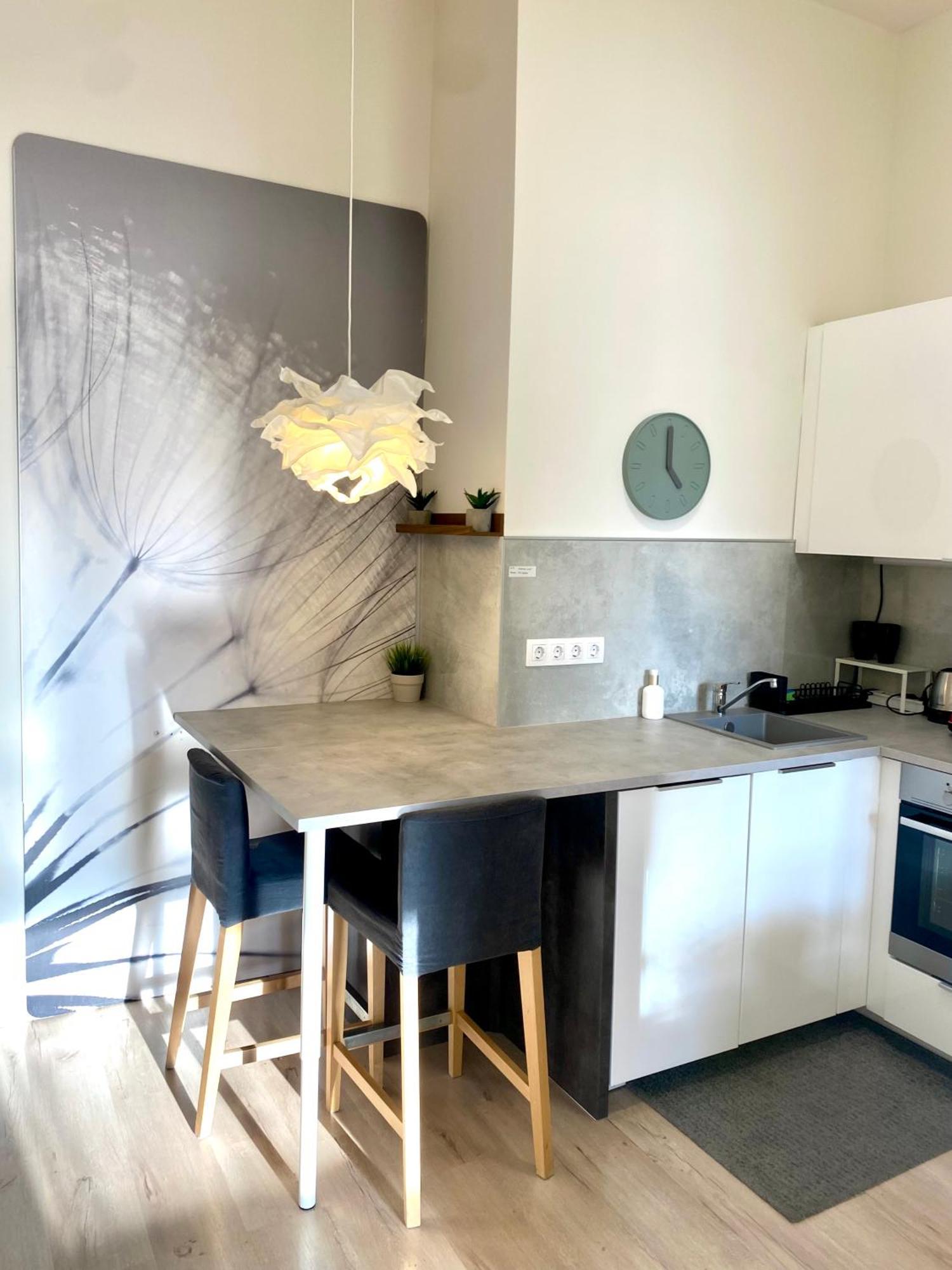B32 Gellert Apartment Budapest Bagian luar foto
